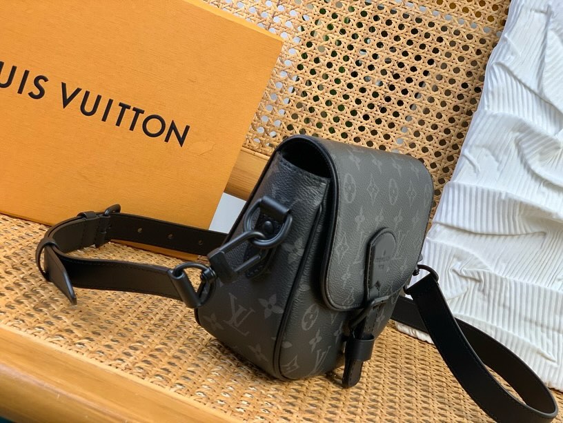 LV Montsouris Messenger PM